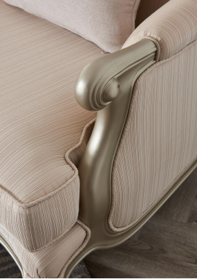 Luxus Dreisitzer Couch Sofa Polster Möbel 3 Sitzer Couchen Sofas xxl