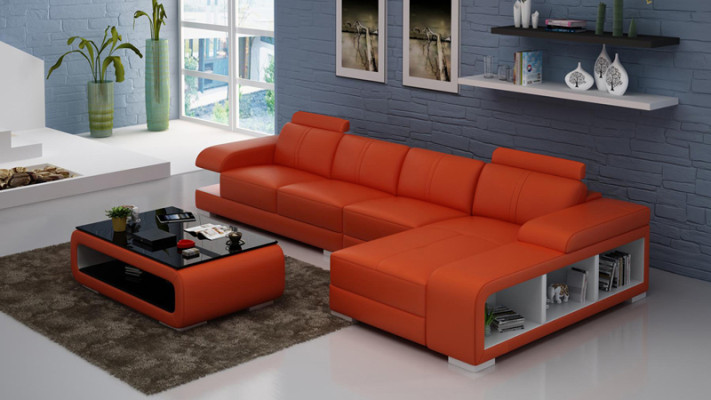 Moderní pohovka L- tvaru z kůže v krásném moderním designovém stylu.