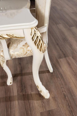 Klasický jídelní stůl Beige Design Dřevěný stůl Nábytek Obývací pokoj
