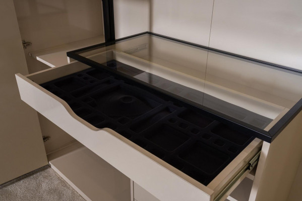 Šatní skříň Skříně Design dřevo Ložnice Moderní nábytek