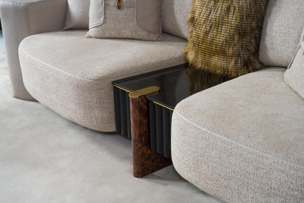 Sedačka 2místná moderní designová pohovka s potahem a relaxačním sezením, nový nábytek.