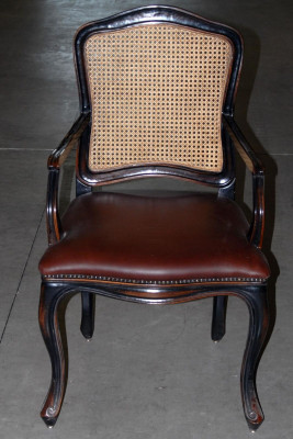 Klasické židle Designérská jídelní židle Luxusní dřevěná židle Židle s opěrkou z masa Dřevěná židle Židle