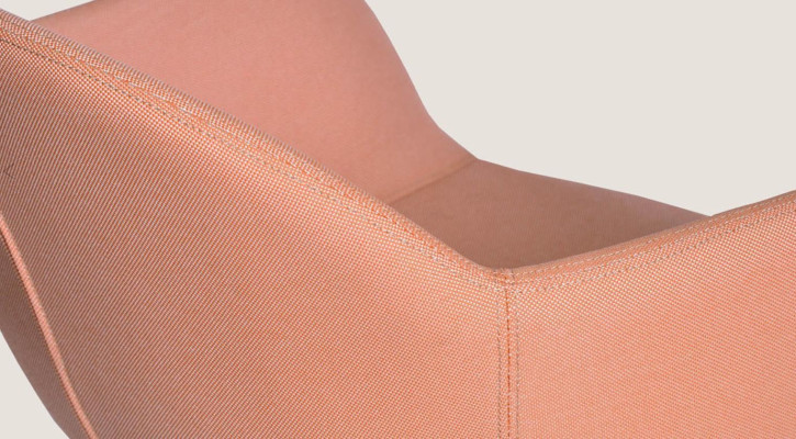 Designer růžové křeslo Moderní židle Obývací pokoj Křesla s loketní opěrkou Nový