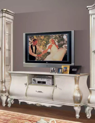 TV stojan Luxusní klasický bílý dřevěný nově v obývacím pokoji.