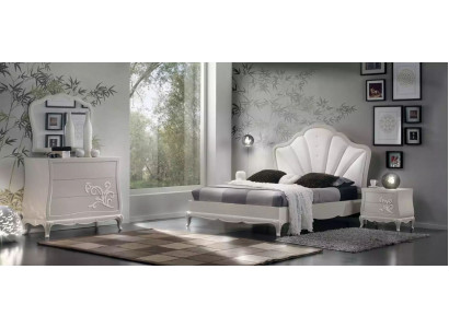 Luxusní ložnice set 5 dílná. Postel 2x noční stolky komoda designový nábytek.