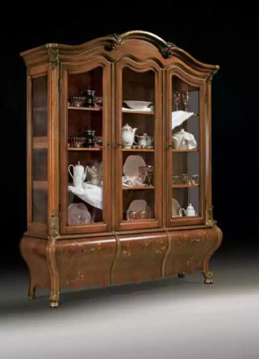 Luxus Dřevěná vitrína Kredenc Design Skříně Hnědá Italský nábytek