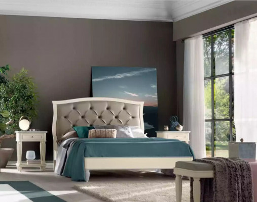 Postel 2x noční stolky 5 kusů. Ložnice Design Luxus komoda kompletní.