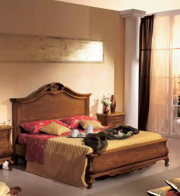 Dřevěná manželská postel v klasickém stylu Luxusní design ložnice Postele