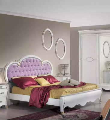 Výplň postelí Design Luxusní dvojitá postel Chesterfield v hotelu Dřevěný nábytek Postel.