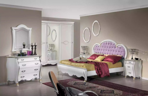 Výplň postelí Design Luxusní dvojitá postel Chesterfield v hotelu Dřevěný nábytek Postel.