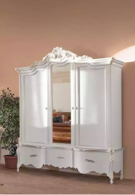 Bílá skříň z masivního dřeva nábytek ložnice Designér skleněné dveře