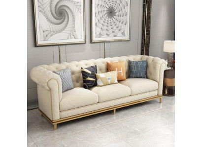 Klasická třímístná pohovka, design Chesterfield, italský styl.