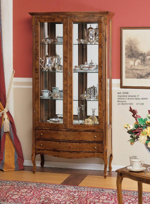 Vitrína Italský luxusní nábytek Vitríny Vitríny Skříň Sklo Design Skříně