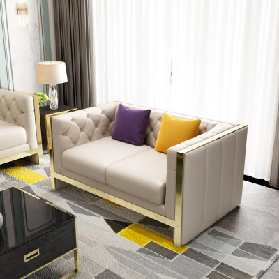 Beige Chesterfield sada sedacích souprav 3+2 místné sedací soupravy potahované kůží do obývacího pokoje.