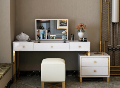 Žd pro líčení se zrcadlem a stolkem, kompletní s komodou pro ložnici, nový 3dílný set.