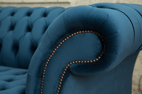 Chesterfield 3místná křesla potahovaná kůží látková pohovka Pohovky Textil Moderní Styl.