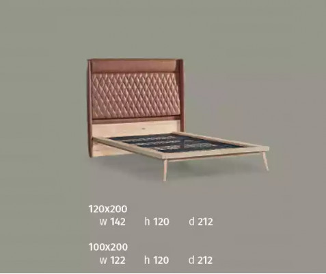 Luxus dětský pokoj Chesterfield postel psací stůl šatní skříň 3dílný set.