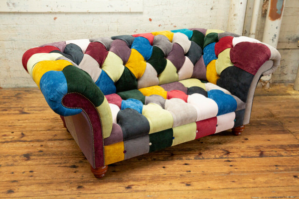 Moderní design barevné dvoumístné pohovka Chesterfield textilní sedací souprava design