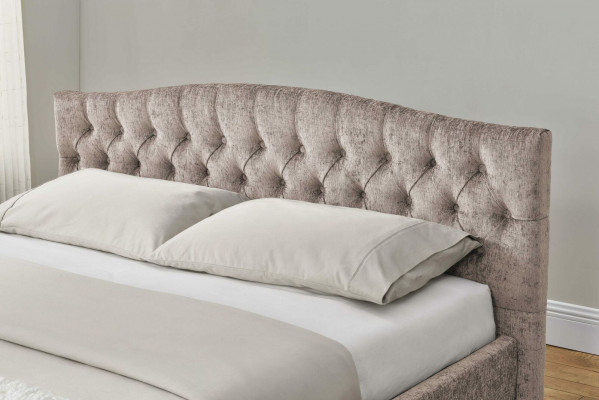 Polstrovaná designová postel textilní kůže polstrovaná postel 180x200cm ložnice