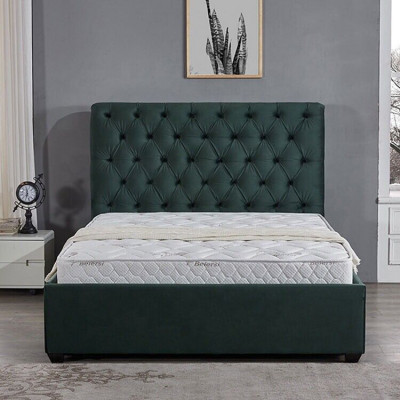 Moderní zelená postel Chesterfield. Designérská luxusní postel.