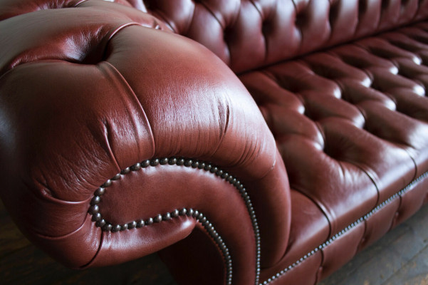 Xxl Velká pohovka Chesterfield Sofa 4 místná pohovka čalounění Luxus Klasický textil