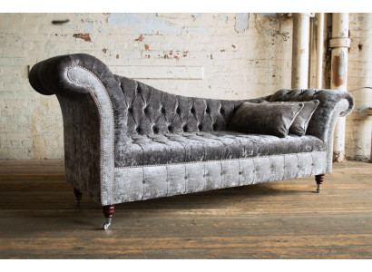 Sedací souprava Chesterfield šedé barvy 3místná od designéra.