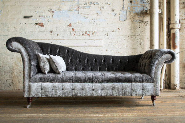 Sedací souprava Chesterfield šedé barvy 3místná od designéra.