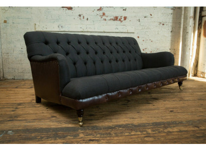 Klasická pohovka Chesterfield 3místná pohovka, sametová kůže modrá designové polštáře.