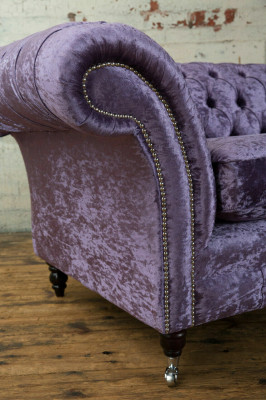 Fialová Chesterfield trojsedadlová pohovka Chesterfield luxusní 3místná sofa