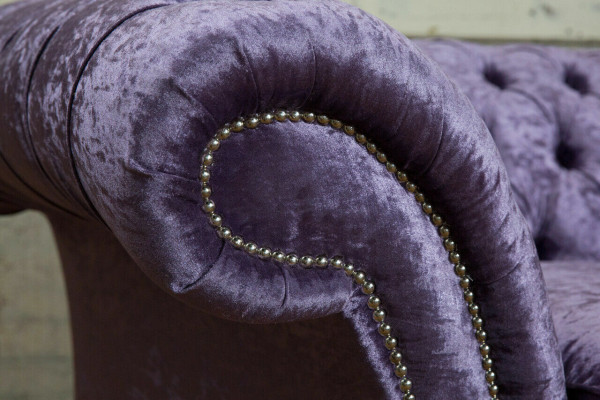 Fialová Chesterfield trojsedadlová pohovka Chesterfield luxusní 3místná sofa