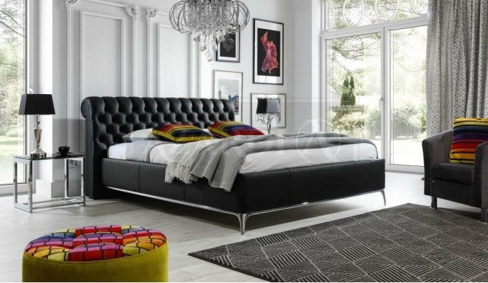 Černá postel Chesterfield luxusní manželská postel návrhářský nábytek pro ložnici