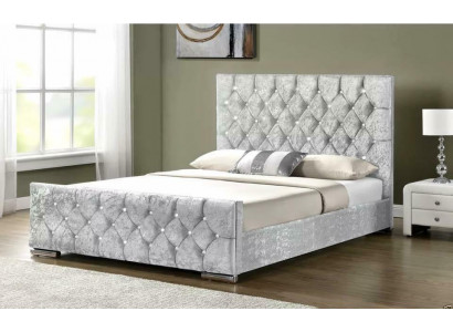 Designer White Chesterfield Double Bed Luxury Bedroom Beds