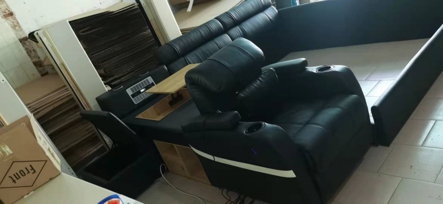 Design Postel XXL Velká Postele Kožené Hotelové čalouněné 180x200cm Multifunkční