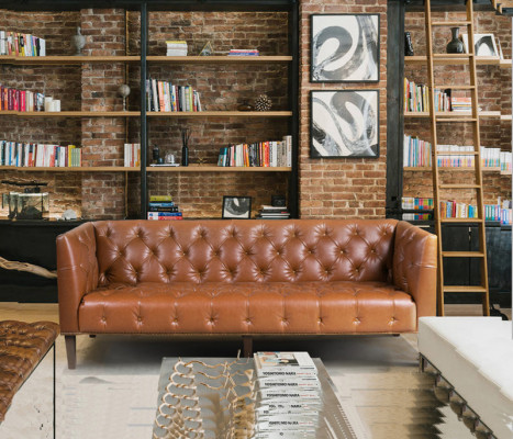 Mužský klub Chesterfield sofa gauč kožená potah třísedák hnědá.