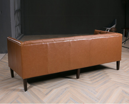 Mužský klub Chesterfield sofa gauč kožená potah třísedák hnědá.