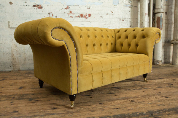 Chesterfield Sofa 2 Sitzer Polster Designer Couchen Sofas Garnitur Gelb Samt Neu