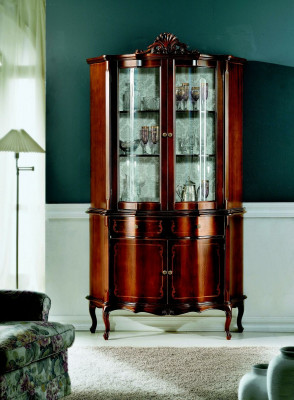 Italský luxusní dřevěný design nábytek barokního stylu Vitrínová skříň hnědá obývací pokoj nový