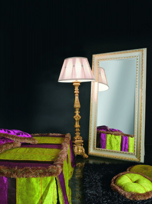 Klasické zrcadlo s dřevěným rámem Nástěnné zrcadlo Nábytek Baroko Rokoko Sklo Rám Stěna Nový