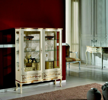 Design dřevěná skříň Vitríny Skříně Italský luxus nábytek Kredenční barokní styl