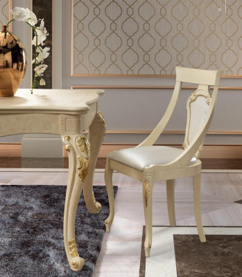 Stoly Rozkládací jídelní stůl Klasický design Stůl Italský nábytek Dřevo Jídelní