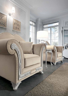 Křeslo Luxus Klasický Jednosedák Dřevo Beige Pohovka Obývací pokoj Nábytek Itálie