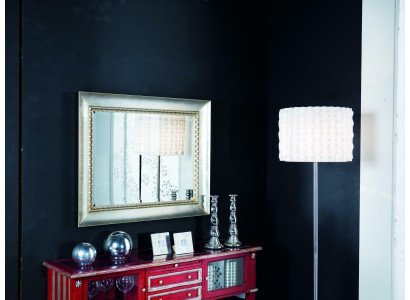 Klasické zrcadlo na stěnu s rámčkem z dreva Luxusní nábytek Stříbrné zavěšené sklo rámeček na stěnu