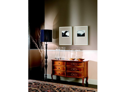 Italská dřevěná komoda v barokním stylu, sideboard, klasický nábytek, nový.