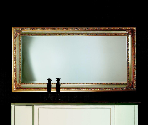 Klasické zrcadlo na zeď s dřevěným rámem, zrcadlová skříňka 94x184 sklo rám zavěšený na zeď.