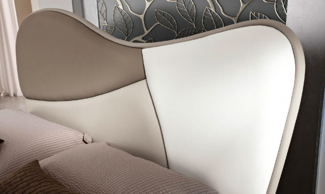 Sada 6 kusů ložnice postel noční stolek komoda zrcadlo šatní skříň souprava