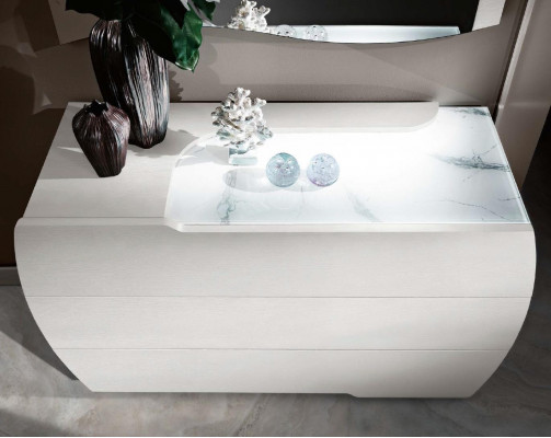 Luxusní set 6 kusů Ložnice Postel Noční stolek Komoda Zrcadlo Šatní skříň Dřevo