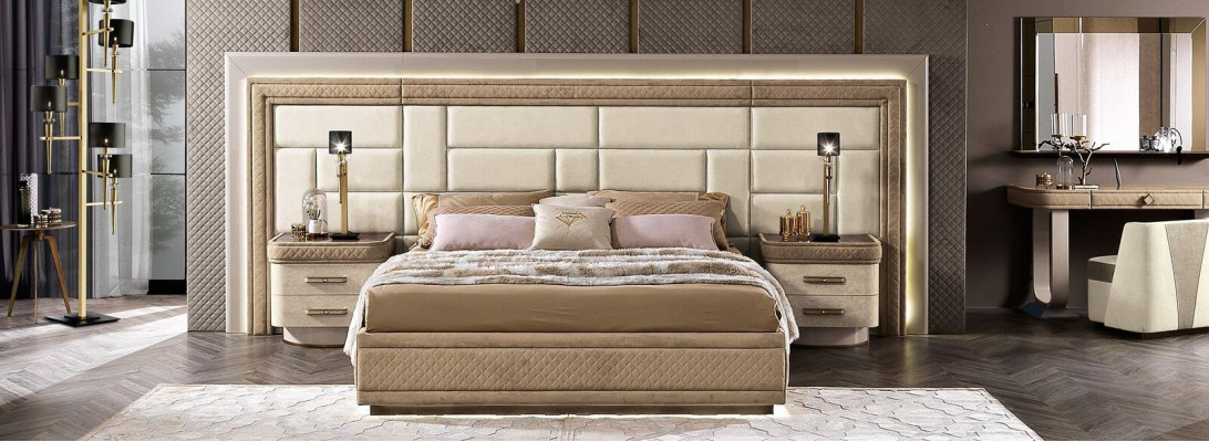 Ložnice nábytek postel Masivní Beige Italský nábytek Dřevo Manželská postel