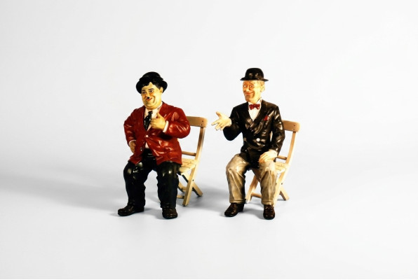 Design Flip Klappe Figur Socha Sochařství Figuríny Sochy Dekorace 5302 Nové