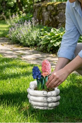 Design květináče Top Planz Kübel Gefäß Töpfe Figur Dekor Hände Skulptur