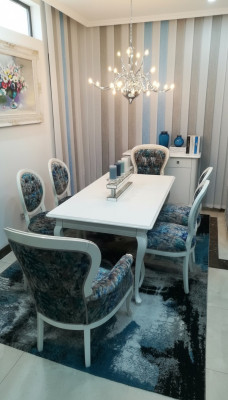 Esstisch designer Sitz Lehnstühle Stuhl Garnitur Tisch + 4 Stühle Set Esszimmer